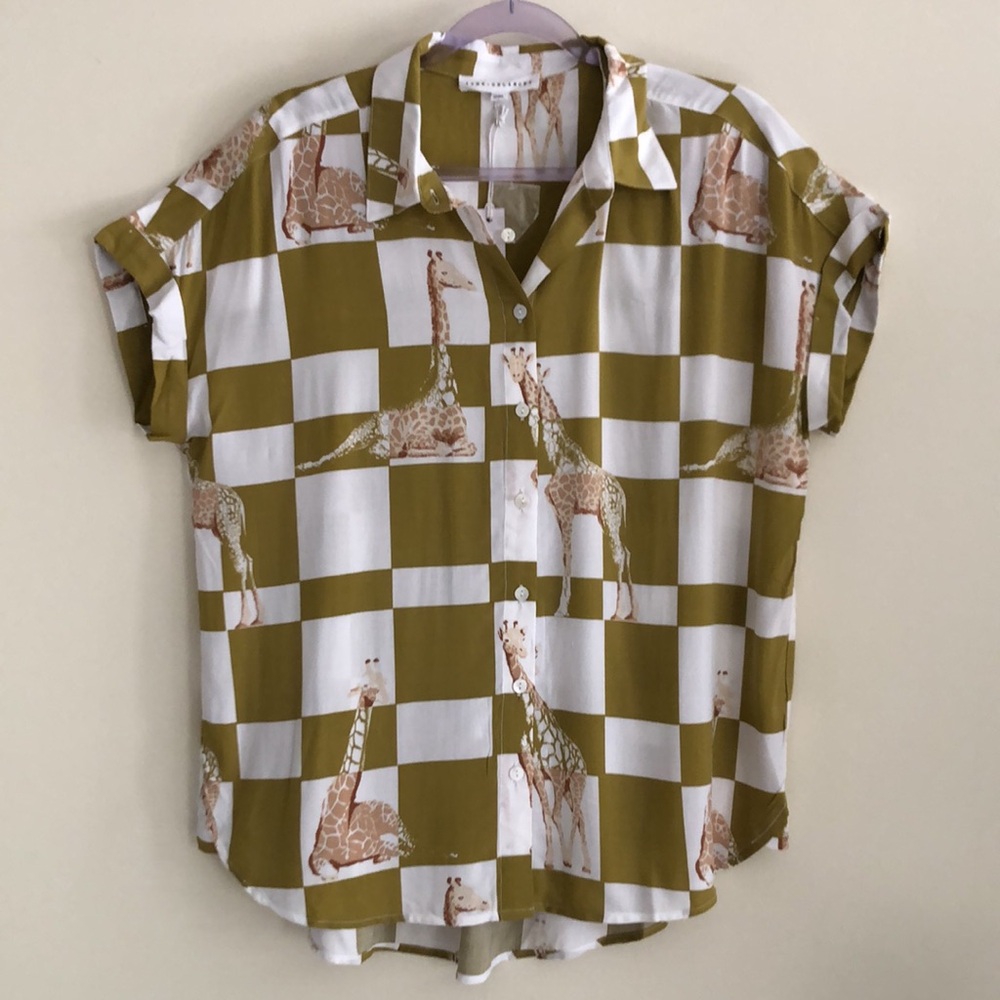 Jane & Delancey Giraffe Print Checkered Shirt Blouse Top - Picture 9 of 9